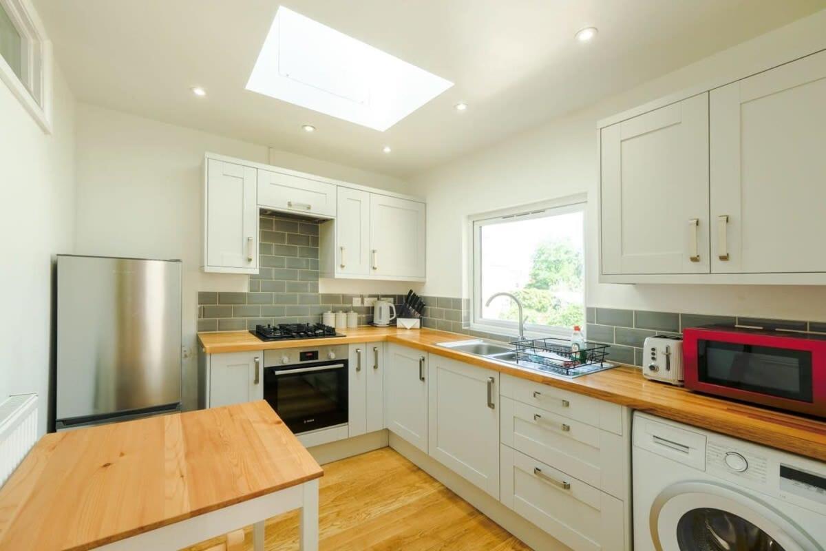 North Street - 2 Bedroom Apartment - Hopewell Bristol Exterior photo